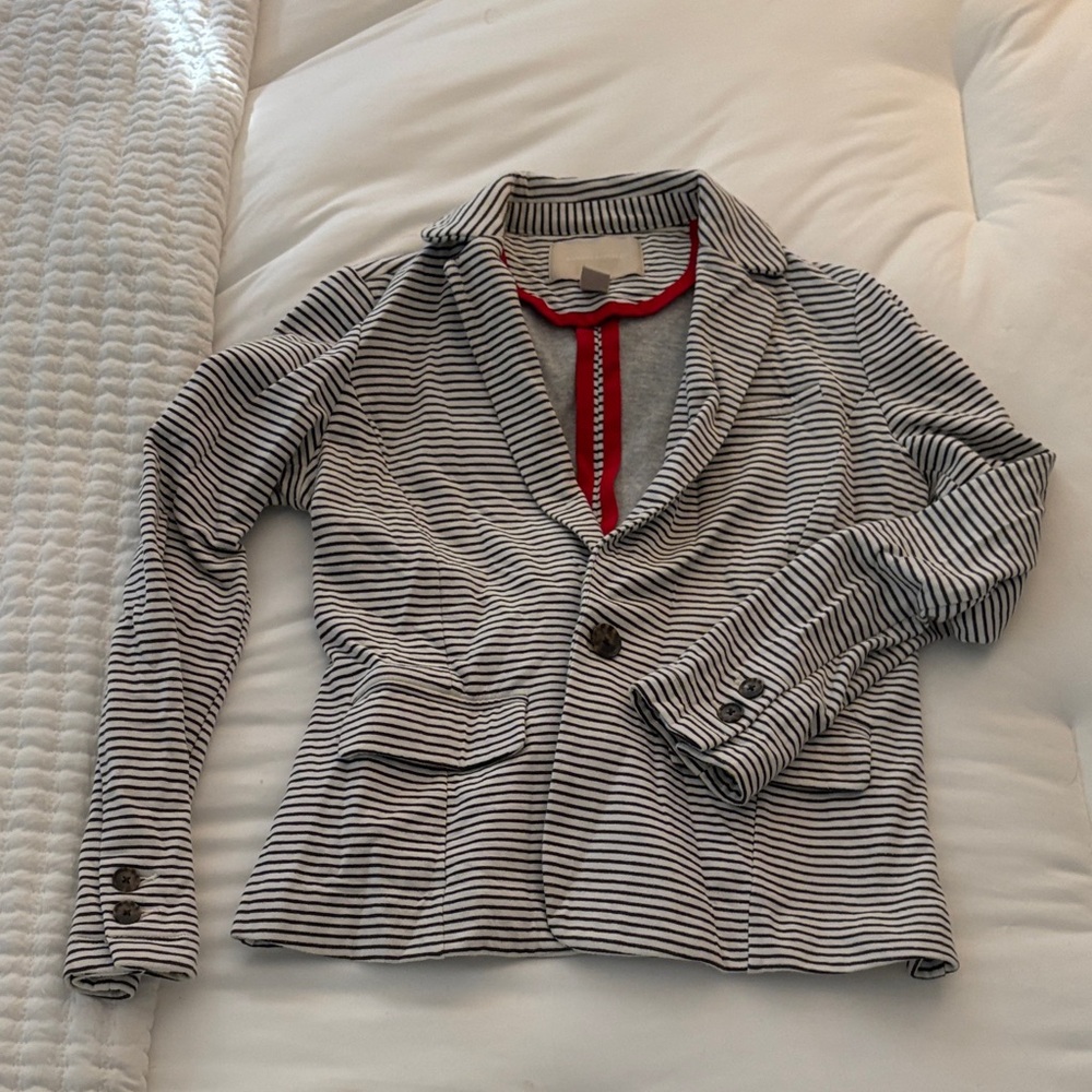 Banana Republic White & Navy Striped Knit Blazer